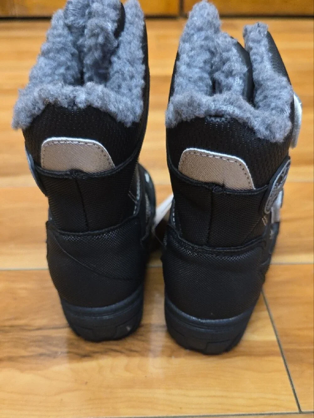 Totes Tayton Waterproof Insulated Flat Heel Winter Outdoor Boots Sz 8T NEW